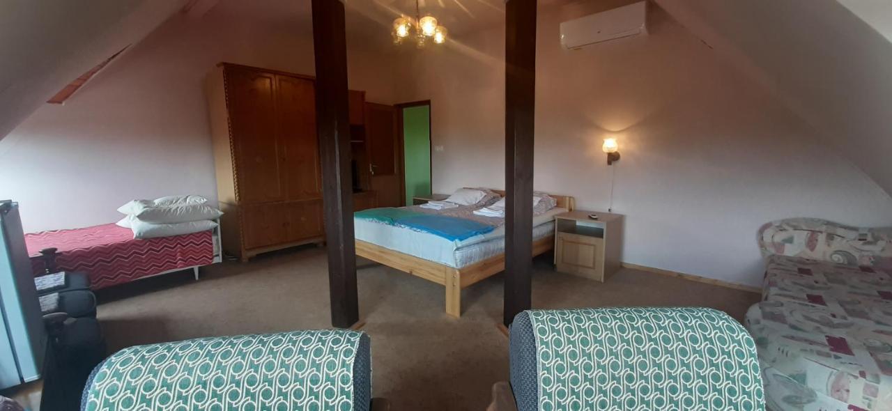 Nagy Vendeghaz Hotel Badacsonytomaj Exterior foto